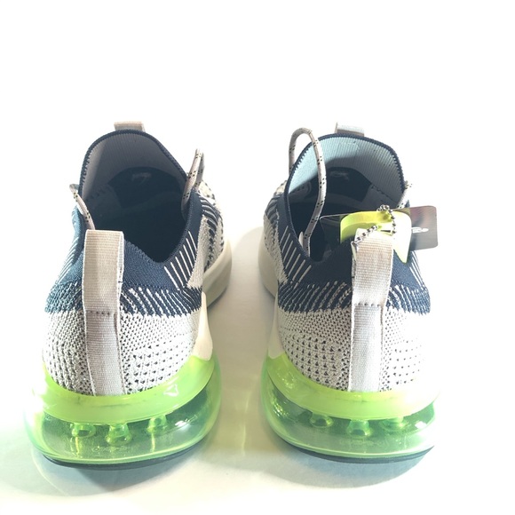 New SKECHERS MEN’S GO RUN AIR STRATUS